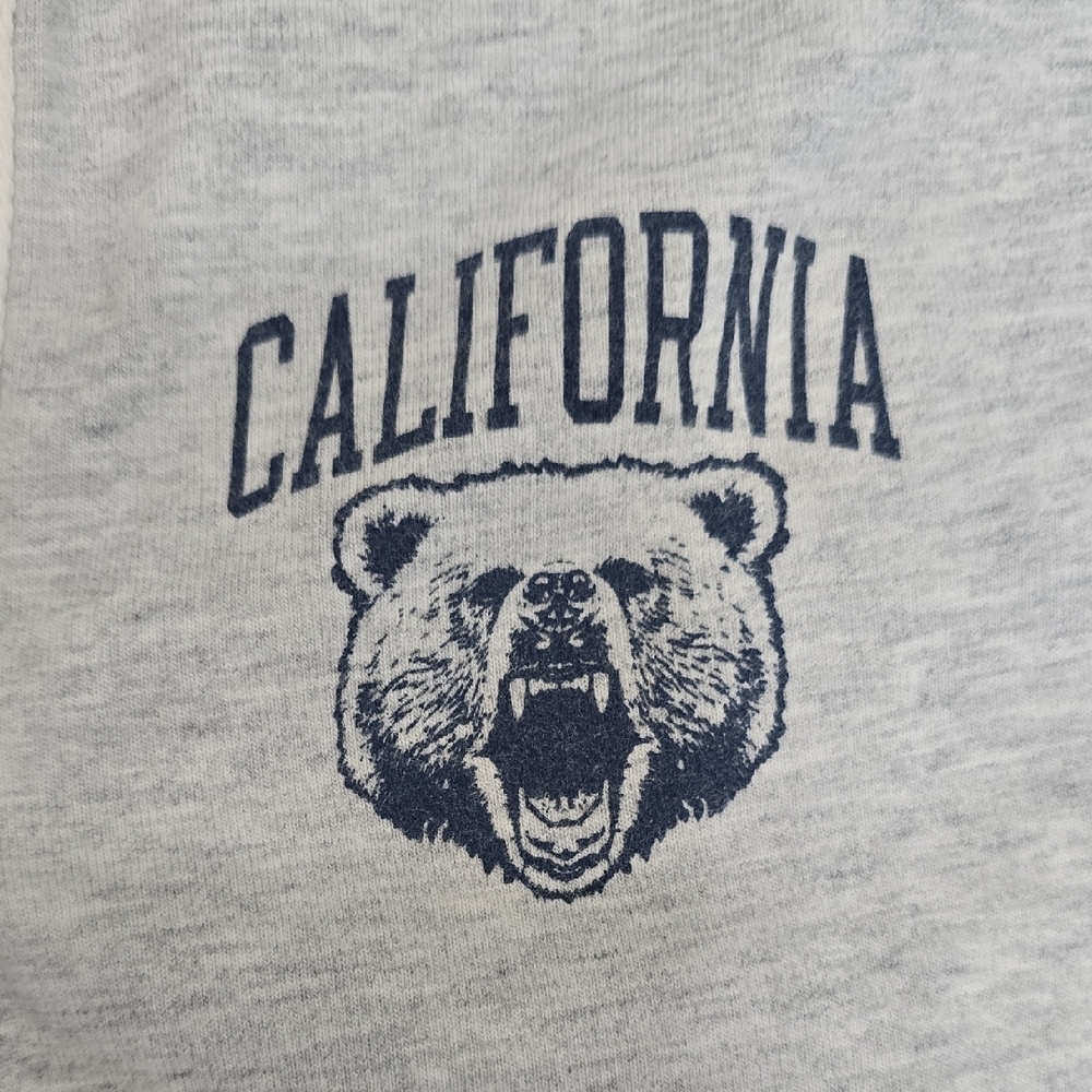 Brandy Melville John Galt Gray Polo Crop Top California Bear One Size - Picture 2 of 6
